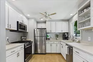 36 Regal St, Holliston, MA 01746 - Photo 6