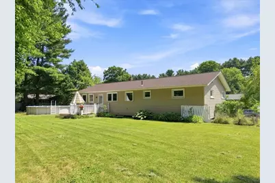 36 Regal St, Holliston, MA 01746 - Photo 24