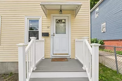 32 Villa Ave, Everett, MA 02149 - Photo 4