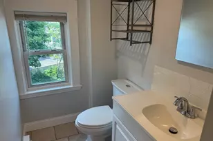 32 Paul Revere Rd, Arlington, MA 02476 - Photo 8