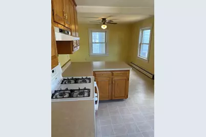 35 Sparks Street, Lowell, MA 01854 - Photo 4
