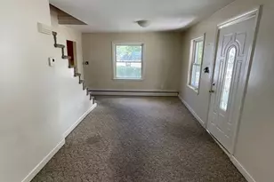 35 Sparks St, Lowell, MA 01854 - Photo 6