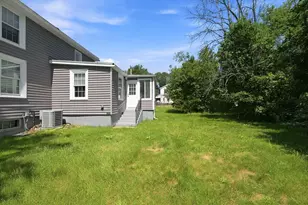 260 Thurber Ave, Attleboro, MA 02703 - Photo 4