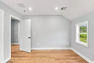 260 Thurber Ave, Attleboro, MA 02703 - Photo 18