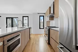 6 Devine Wy, Boston, MA 02127 - Photo 4