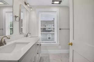 33 Parsons St, Newton, MA 02465 - Photo 16