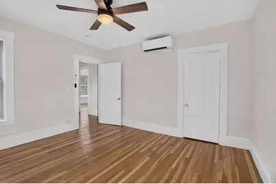 33 Parsons St, Newton, MA 02465 - Photo 12