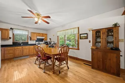 13 Lakeside Ave, Lakeville, MA 02347 - Photo 10