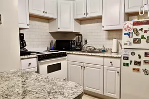 39 Englewood Ave, Boston, MA 02135 - Photo 4