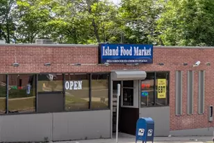 24-26 Fort Pleasant Ave, Springfield, MA 01108 - Photo 2