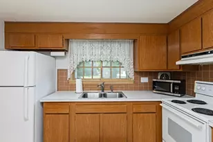 3 Michael Rd, Dracut, MA 01826 - Photo 8
