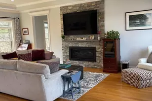 18 Taunton St, Plainville, MA 02762 - Photo 1