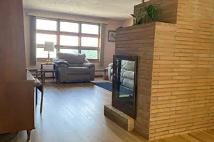 54 Ensign St, Revere, MA 02151 - Photo 4