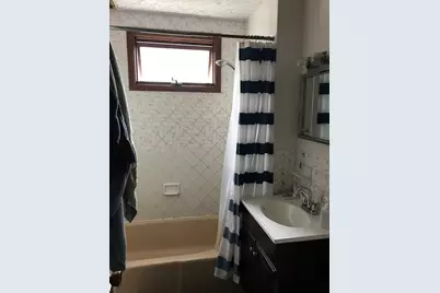 117 Hillsdale Rd #1, Somerville, MA 02144 - Photo 4