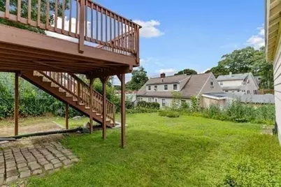 42 Piedmont St, Lynn, MA 01904 - Photo 18