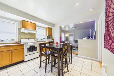 130 Rockland St, New Bedford, MA 02740 - Photo 4