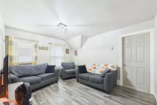 130 Rockland St, New Bedford, MA 02740 - Photo 22