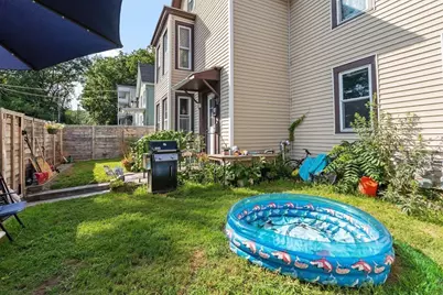 25 Goddard St, Fitchburg, MA 01420 - Photo 6