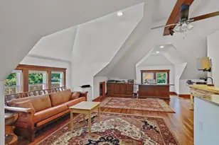 1055 Pleasant, Worcester, MA 01602 - Photo 34