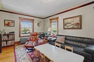 1055 Pleasant, Worcester, MA 01602 - Photo 16