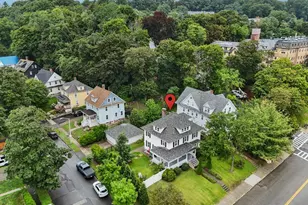 1055 Pleasant, Worcester, MA 01602 - Photo 40