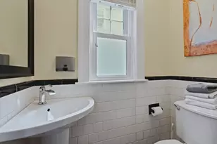 1055 Pleasant, Worcester, MA 01602 - Photo 22