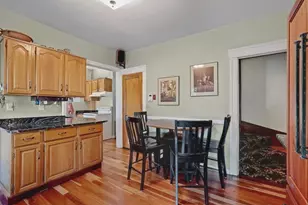 1055 Pleasant, Worcester, MA 01602 - Photo 18
