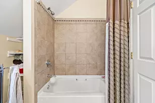 15 Beacon St, Salem, MA 01970 - Photo 22
