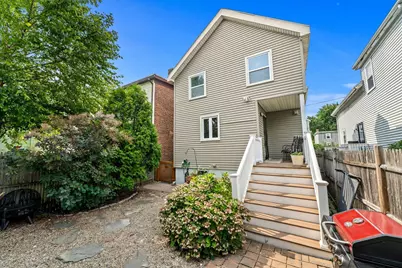 15 Beacon St, Salem, MA 01970 - Photo 34