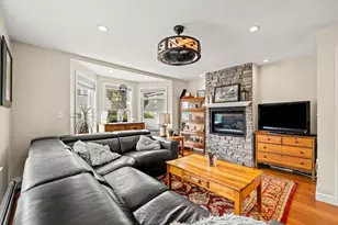 15 Beacon St, Salem, MA 01970 - Photo 14