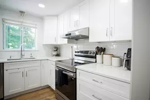 30 Porter St, Billerica, MA 01821 - Photo 8