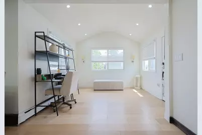 115 Charger St, Revere, MA 02151 - Photo 8