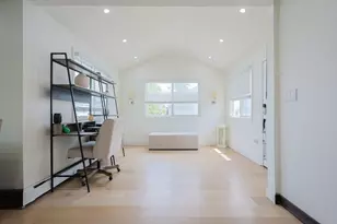 115 Charger St, Revere, MA 02151 - Photo 8