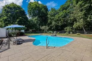 27 Bliss Ave, Mansfield, MA 02048 - Photo 20