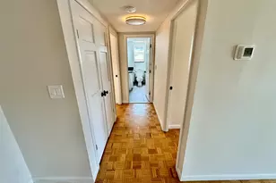 44 Broadlawn Park, Newton, MA 02467 - Photo 8