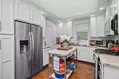 264 East Cottage #1, Boston, MA 02125 - Photo 8