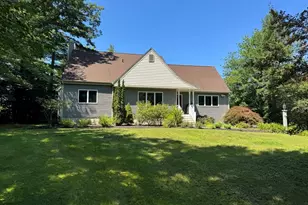 36 Bluefield Rd, Ashburnham, MA 01430 - Photo 1