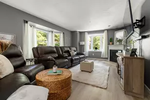 2101 Old Bridge Ln, Bellingham, MA 02019 - Photo 4