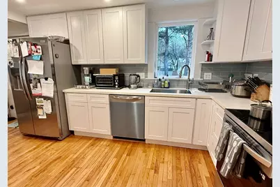 20 Alma Rd, Burlington, MA 01803 - Photo 2