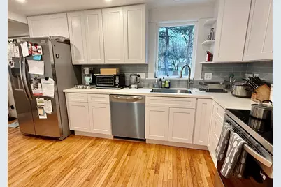 20 Alma Rd, Burlington, MA 01803 - Photo 2