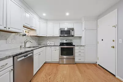 91 Pleasant St #D1, Medfield, MA 02052 - Photo 16