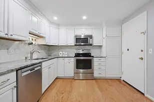 91 Pleasant St, Medfield, MA 02052 - Photo 16