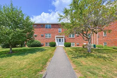 91 Pleasant St #D1, Medfield, MA 02052 - Photo 1