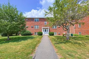 91 Pleasant St, Medfield, MA 02052 - Photo 1
