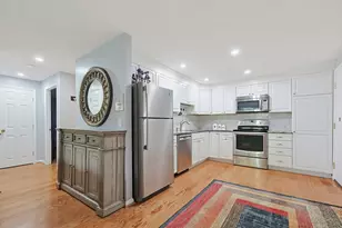 91 Pleasant St, Medfield, MA 02052 - Photo 14