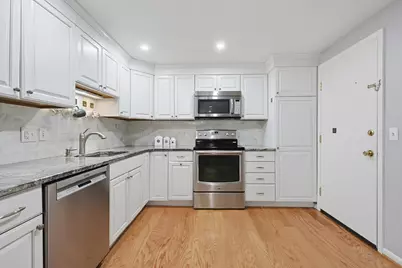 91 Pleasant St #D1, Medfield, MA 02052 - Photo 16