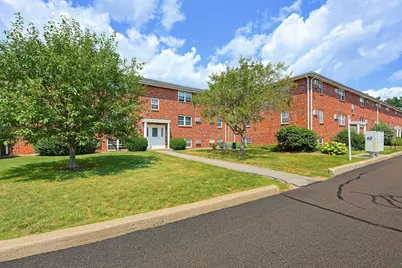 91 Pleasant St #D1, Medfield, MA 02052 - Photo 4