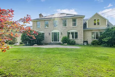 96 Fowler St, Upton, MA 01568 - Photo 2
