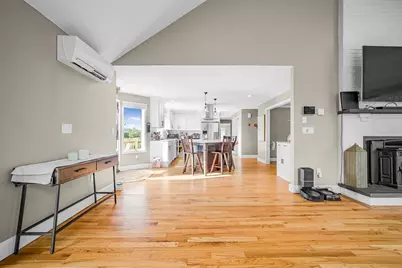 96 Fowler St, Upton, MA 01568 - Photo 6