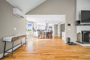 96 Fowler St, Upton, MA 01568 - Photo 6
